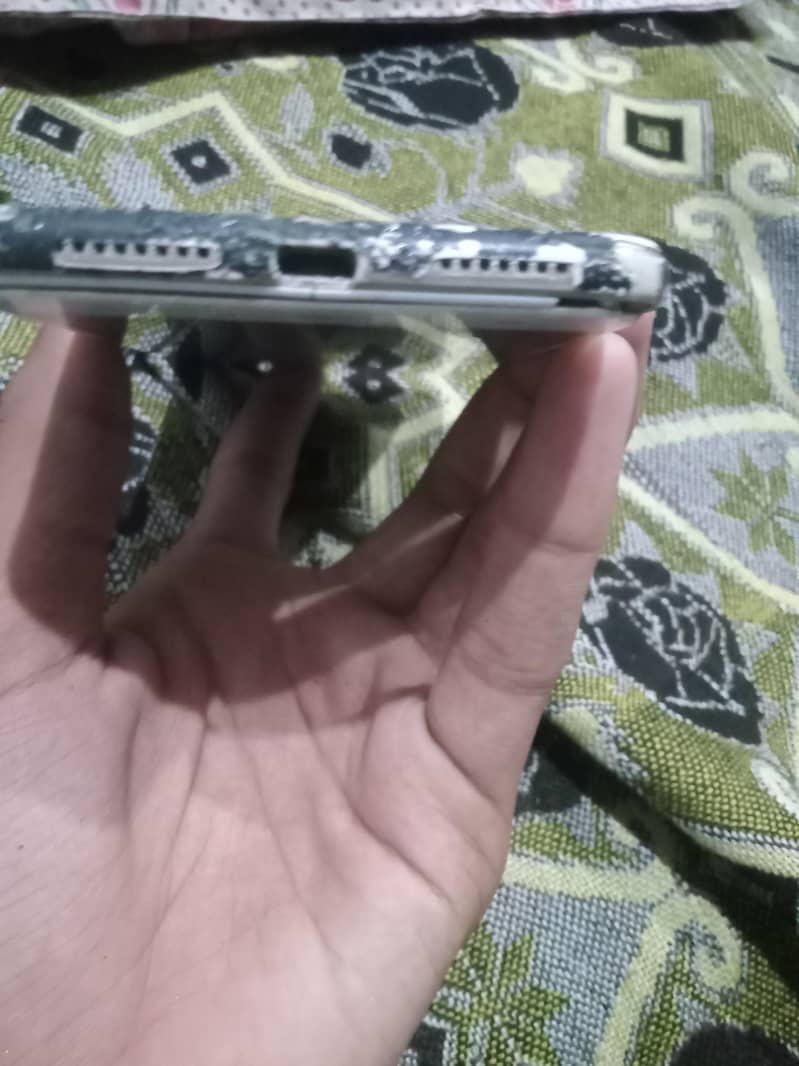 OPPO A37 2