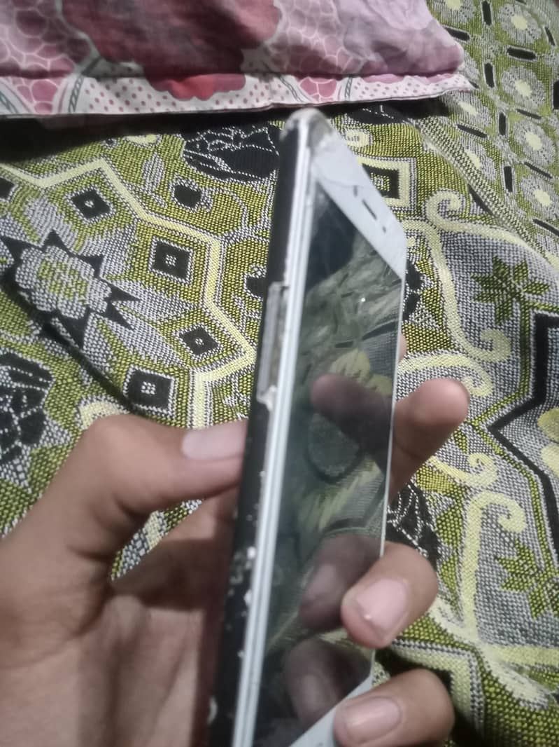 OPPO A37 3