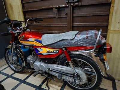 Honda CD 70 2025