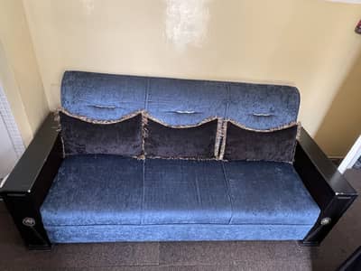 7 Seater Wooden Velvet Sofa Set | Good Condition | Urgent Sale