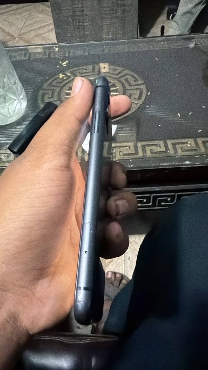 Apple iPhone 11 1
