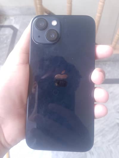 Apple iPhone 13