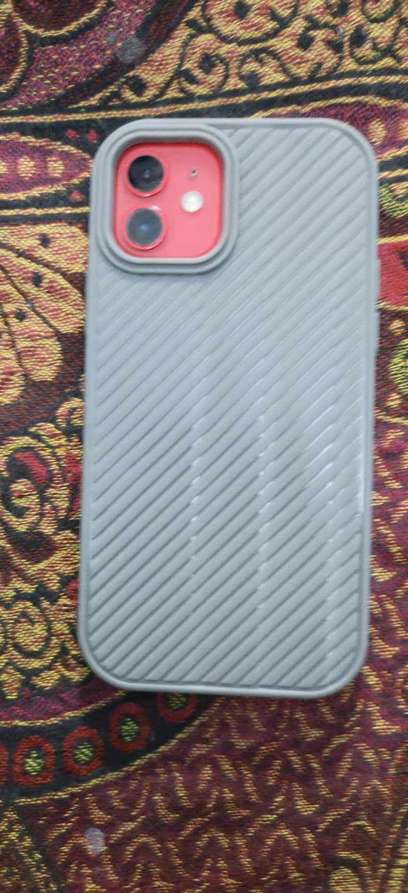 Apple iPhone 12 4