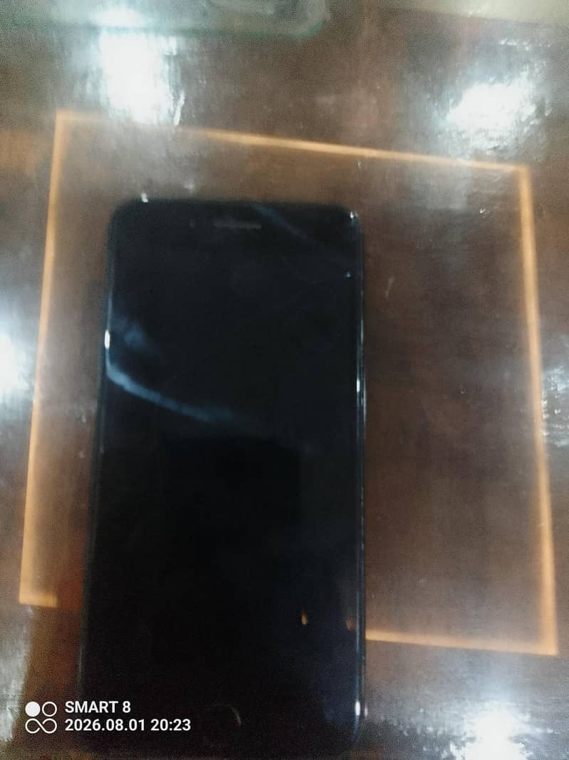 Apple iPhone 7 Plus 3