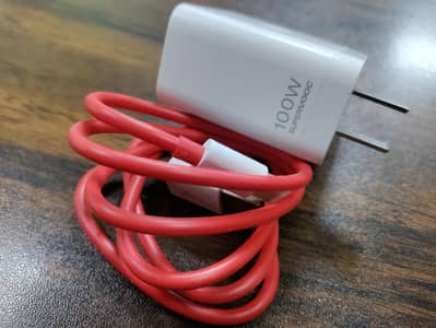 One plus charger 100w super vooc 100% original box pulled