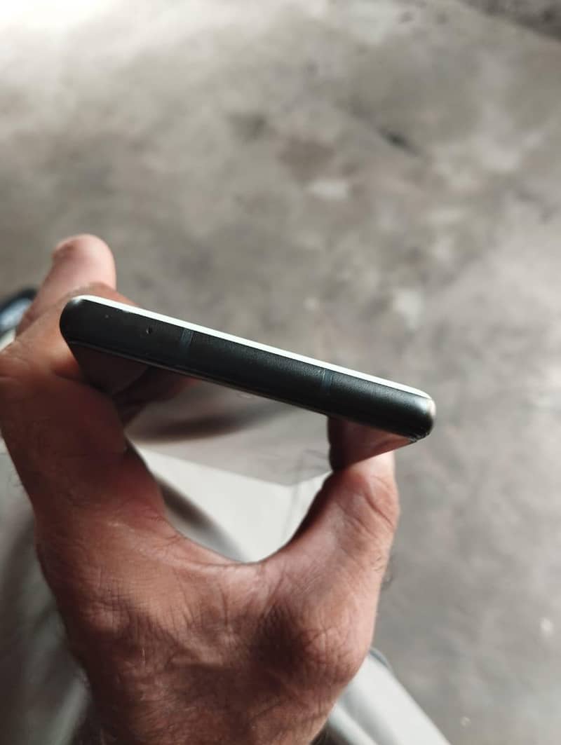 Google Pixel 6a 1