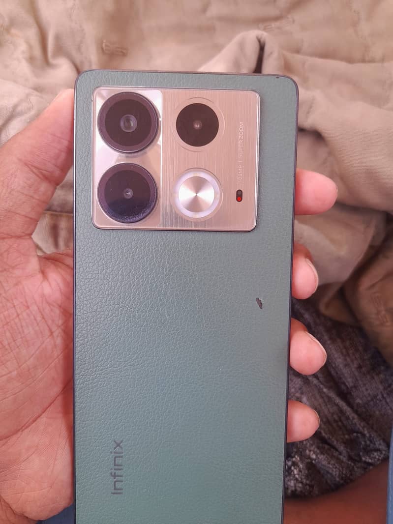 Infinix Note 40 1
