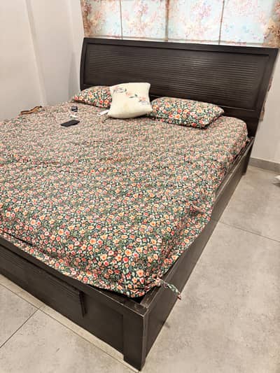 King bed