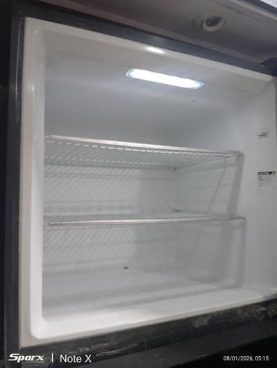 gree fridge xL size
