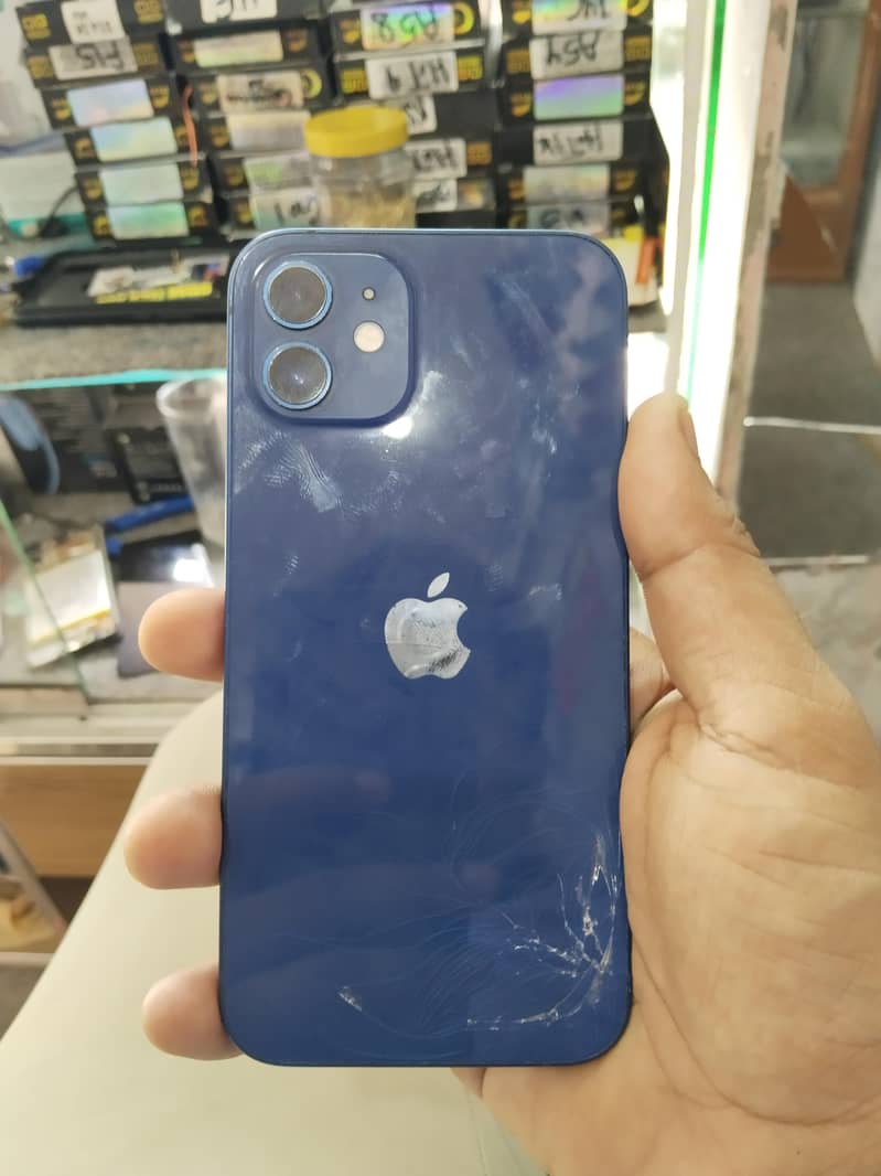 Apple iPhone 12 2