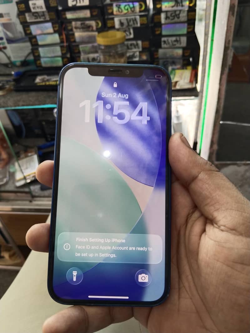 Apple iPhone 12 3