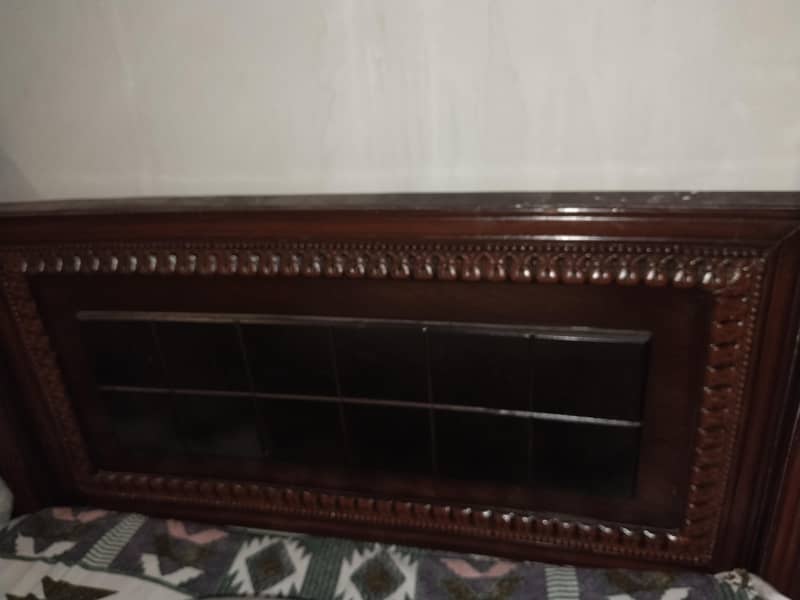 Two single bed without mattress 1