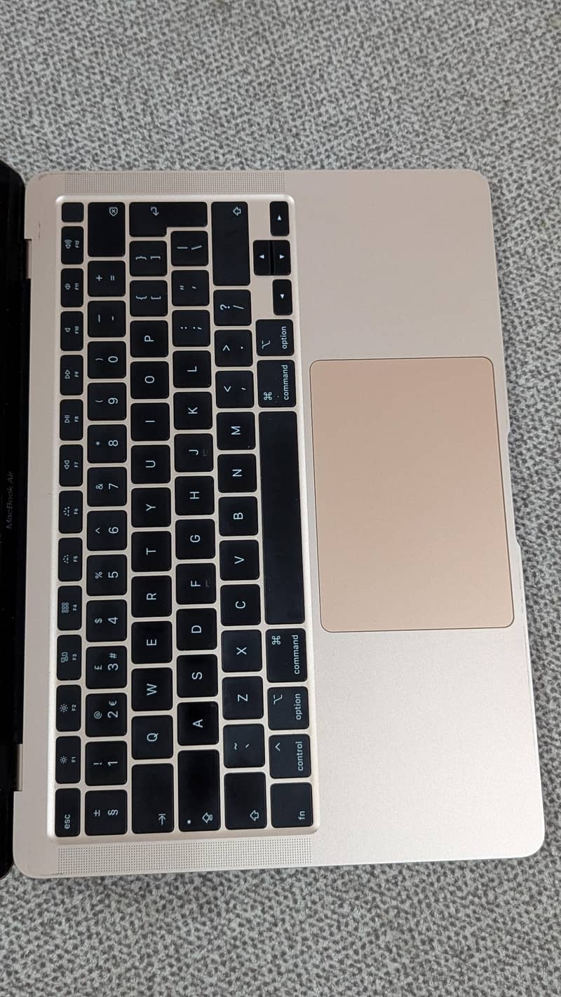 MACBOOK AIR 1