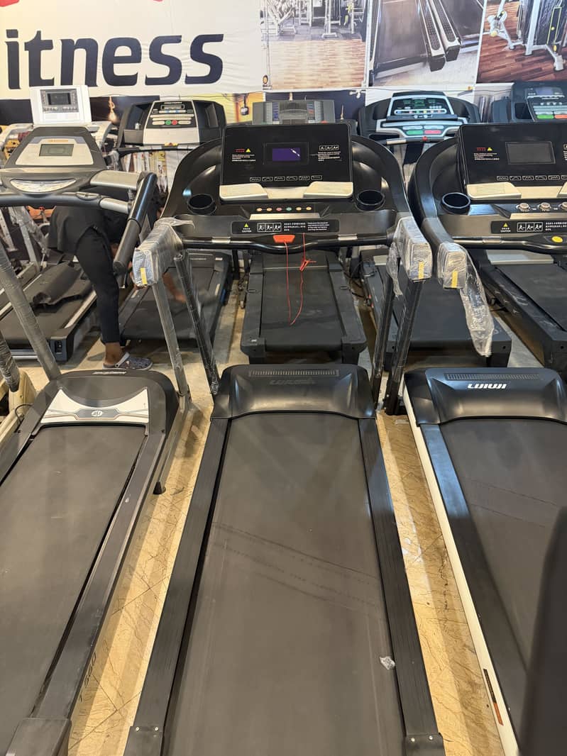 Treadmill / Running Machine / Electric treadmill / walking machine 13