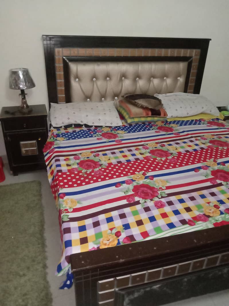 double Bed  set With dressing table one side table 4