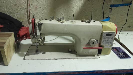 JUKI INDUSTRIAL MACHINE FOR SALE