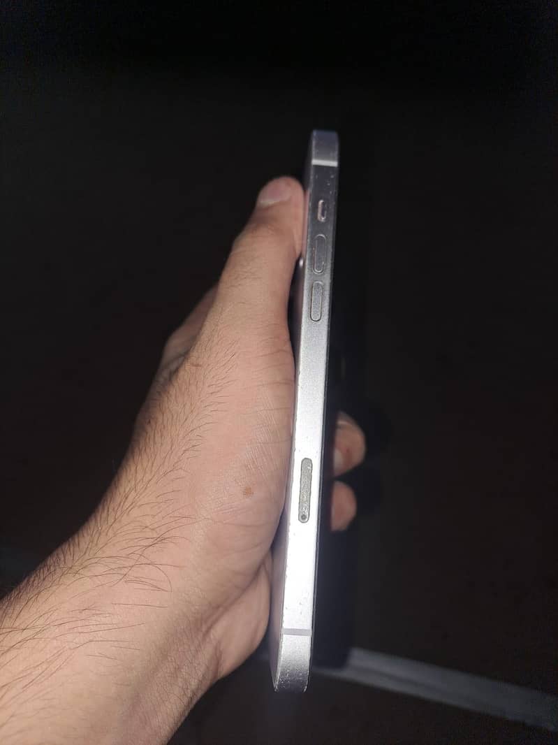 Apple iPhone 14 plus 3