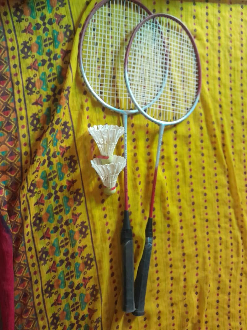 Badminton Rackets 0