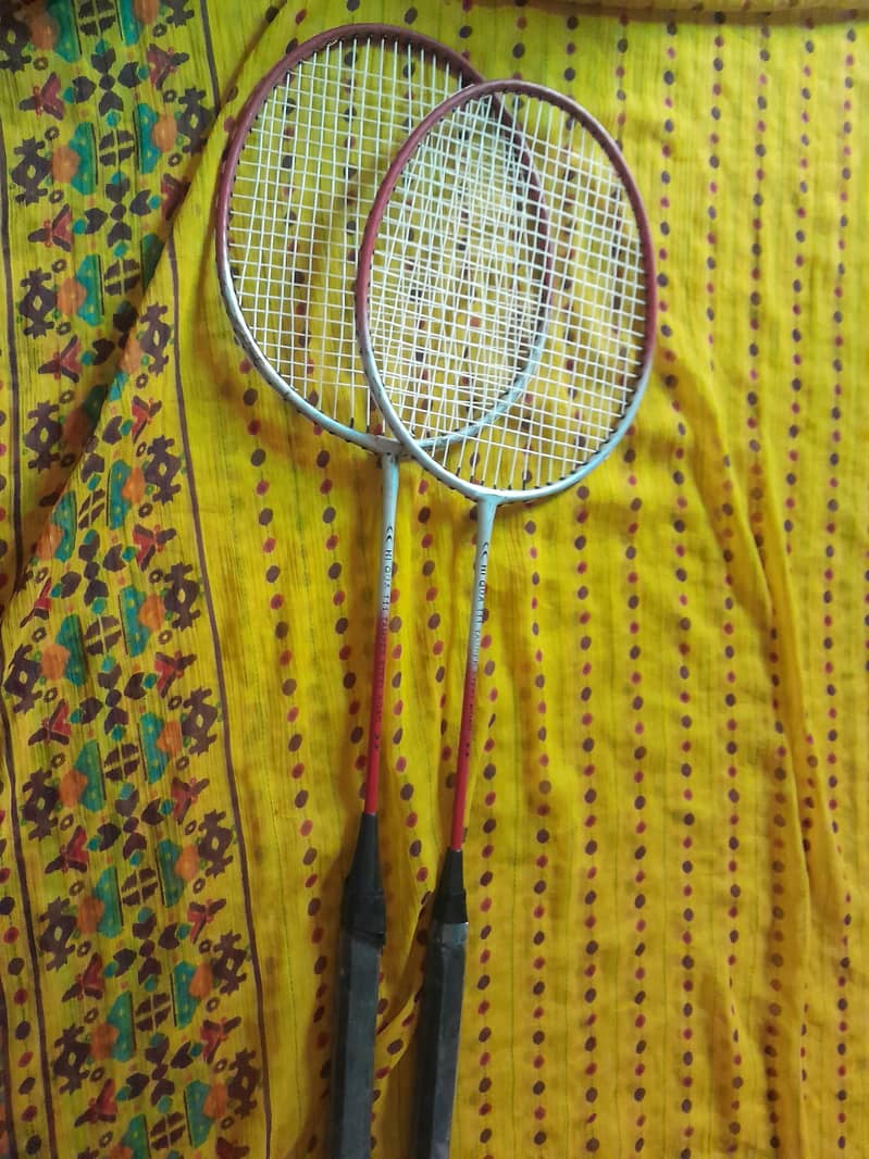 Badminton Rackets 3