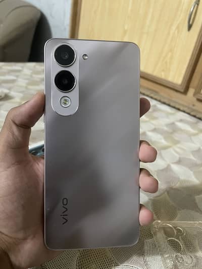 Vivo Y04