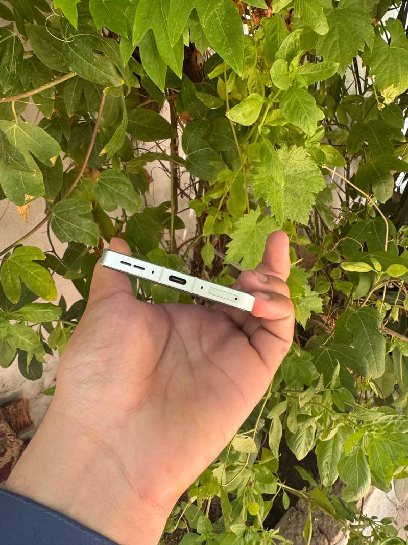 One Plus 13R 4