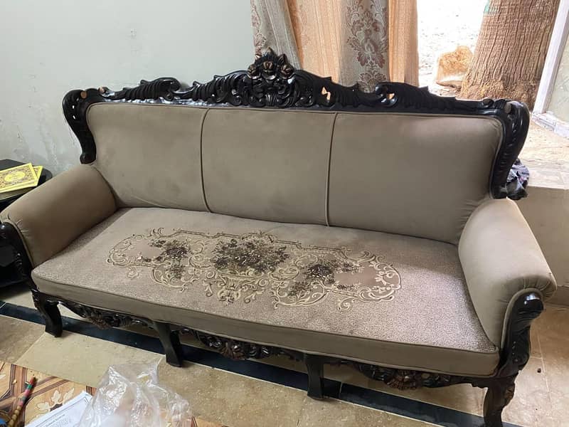 7 seater chinioti sofa 2