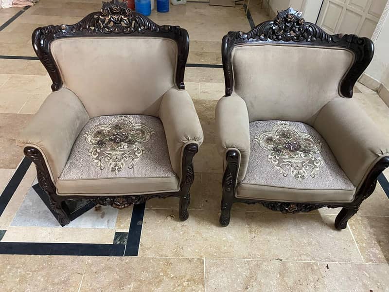 7 seater chinioti sofa 3