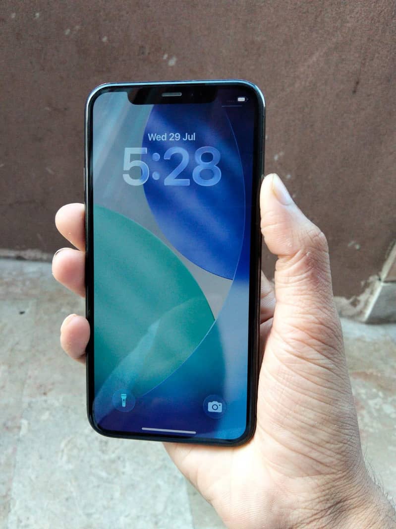Apple iPhone 11 Pro 3