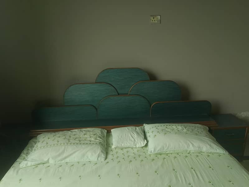king bed 3