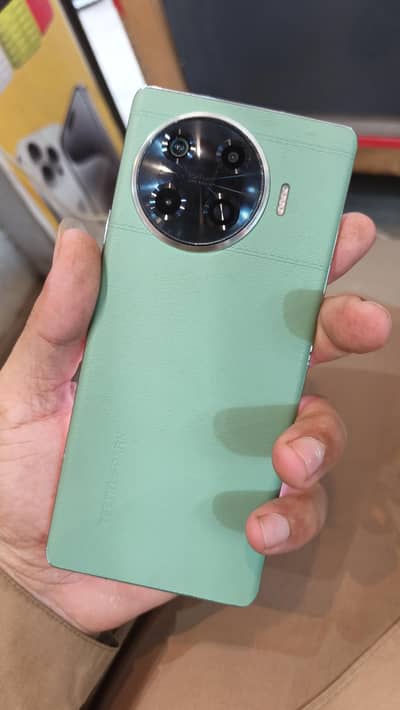 best for gaming Tecno Spark 20 Pro Plus with box charge