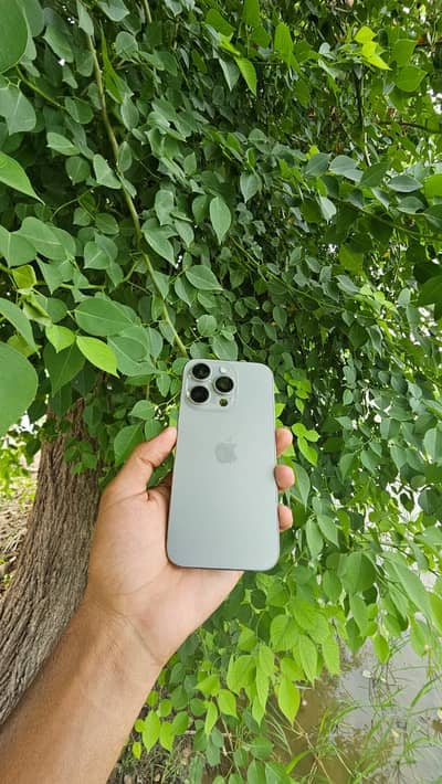 Apple iPhone 15 Pro