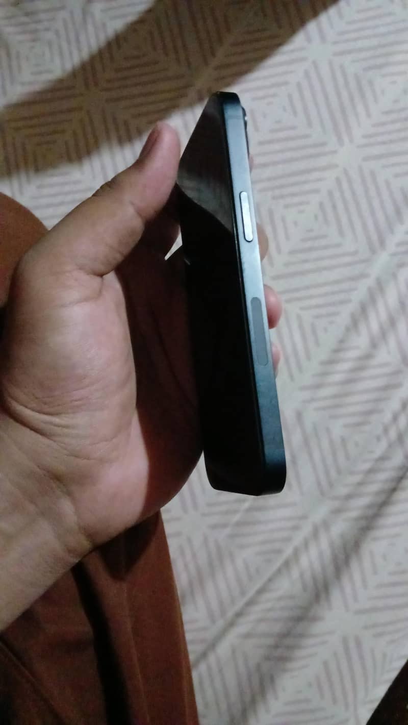 Apple iPhone 14 1