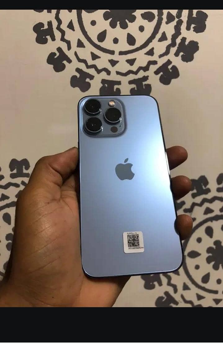 Apple iPhone 13 Pro Max 0