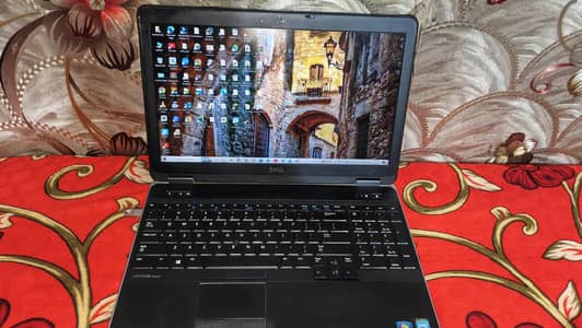 Dell Latitude E6540 core i7 4th gen || 8 gb Ram || 128 gb ssd