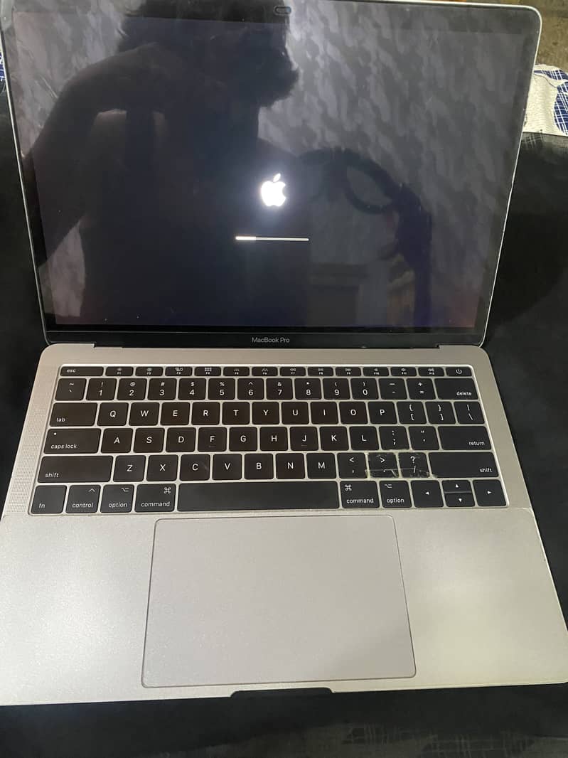 Macbook pro 2017 0