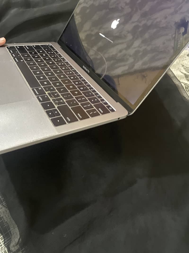 Macbook pro 2017 4
