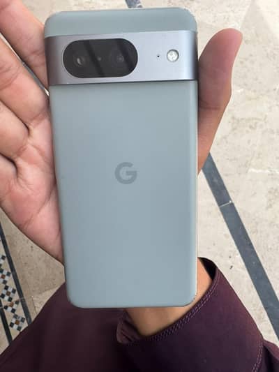 Google Pixel 8  8/ 128GB Condition 10/10