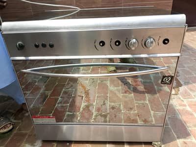 Premium Electric Oven with Gas Cooktop