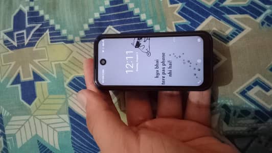 Samsung Mobile s25 ultra mini har chz chalti he ram 3/32 back break he