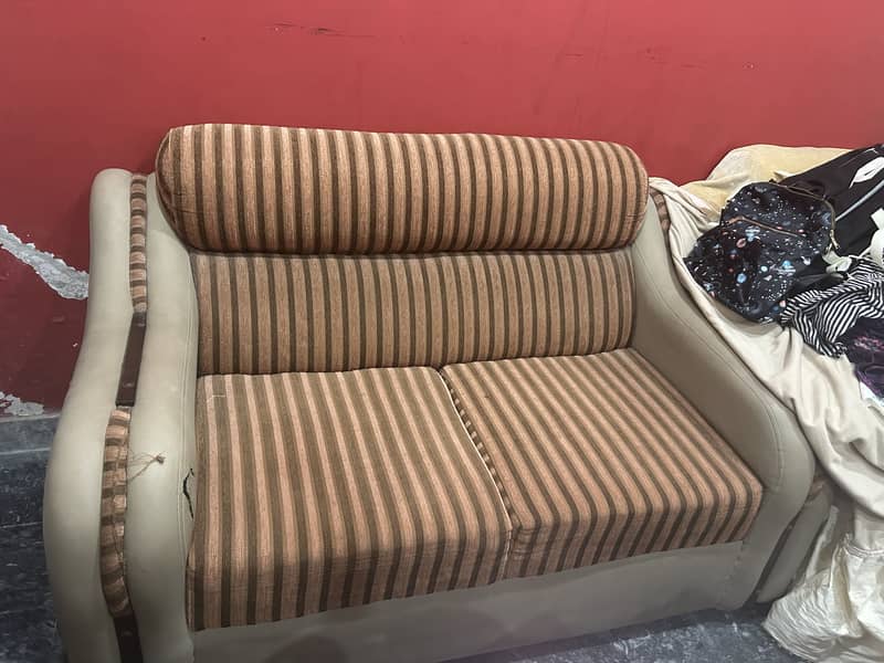 Sofa set 0