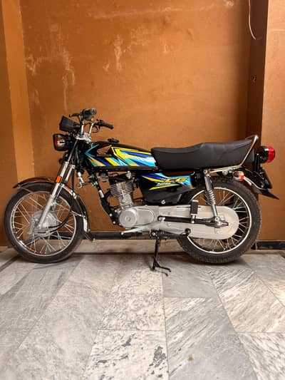 CG 125 Black 2026 Model