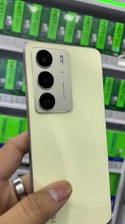Realme C75