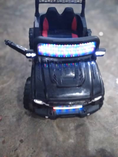 10 inch car for sell light and music  b chalte he