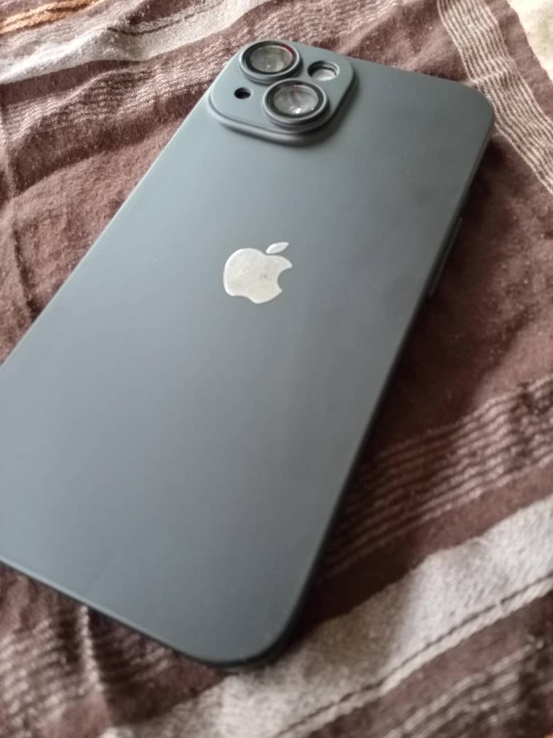 Apple iPhone 14 3