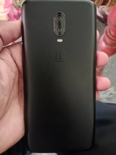 One Plus 6T non PTA 10by 10 condition 8 128 gb