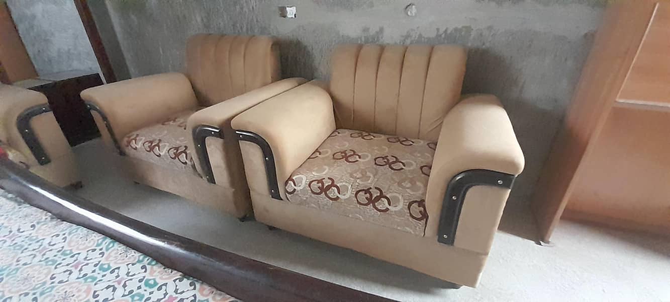 5 Seater Sofa Set 4