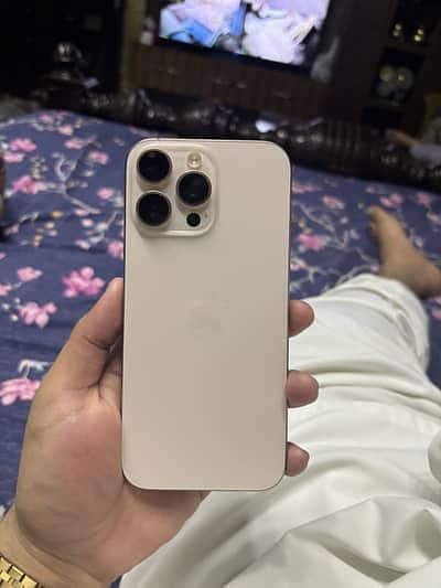 Apple iPhone 16 Pro Max