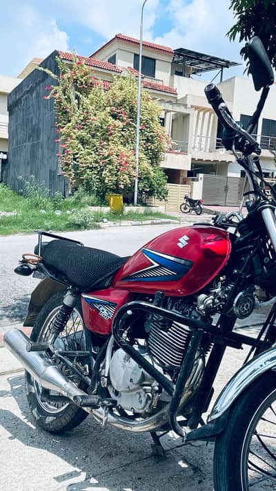SUZUKI GS 150
