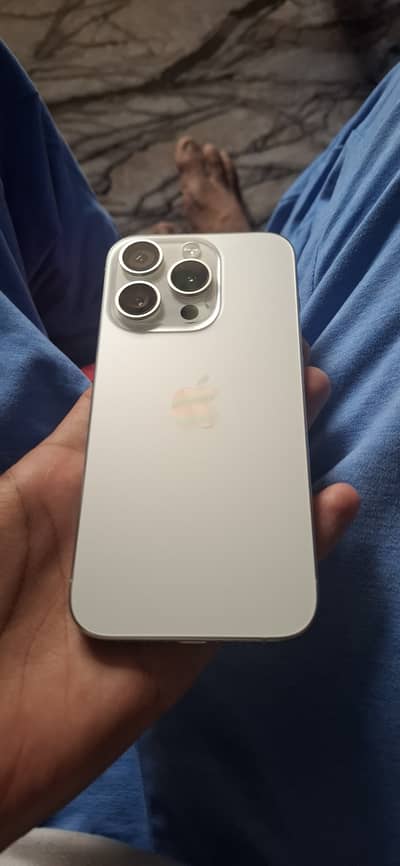 Apple iPhone 15 Pro
