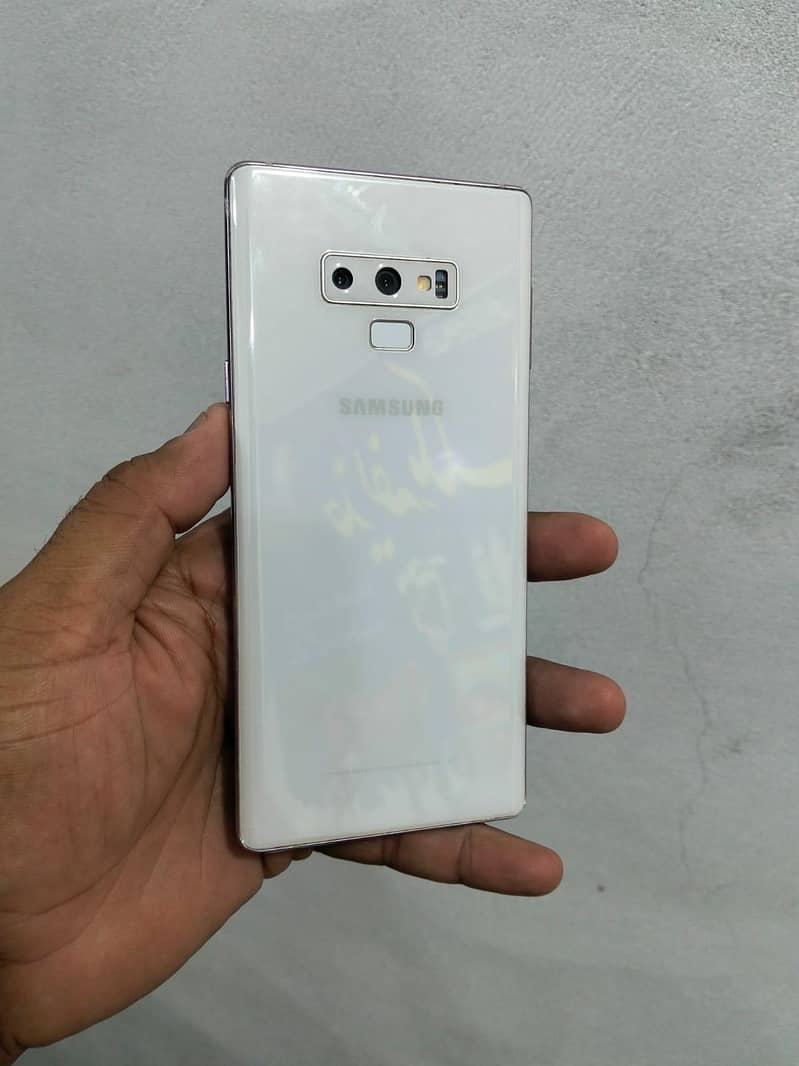 Samsung Mobile Note 9 1